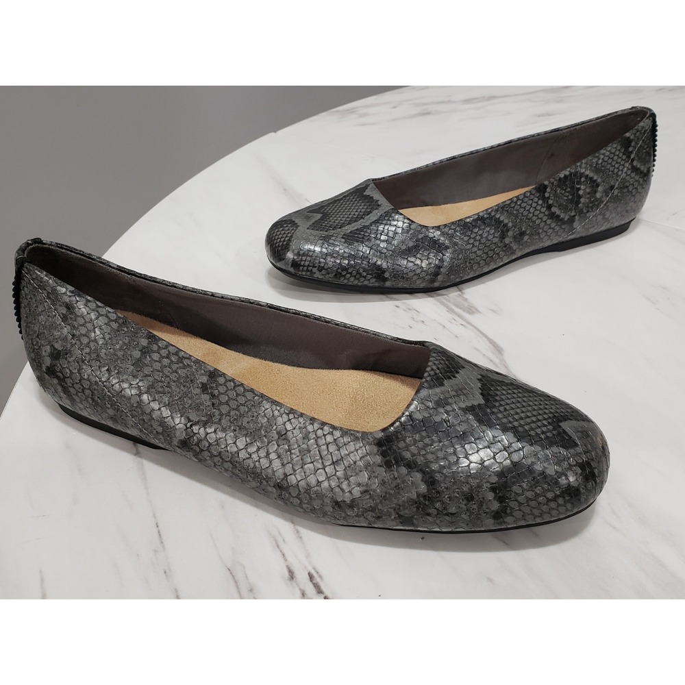 NEW NO BOX SIZE 9.5‎ Dr. Scholls Wexley Ballet Flats Gray Faux Leather Snakeskin